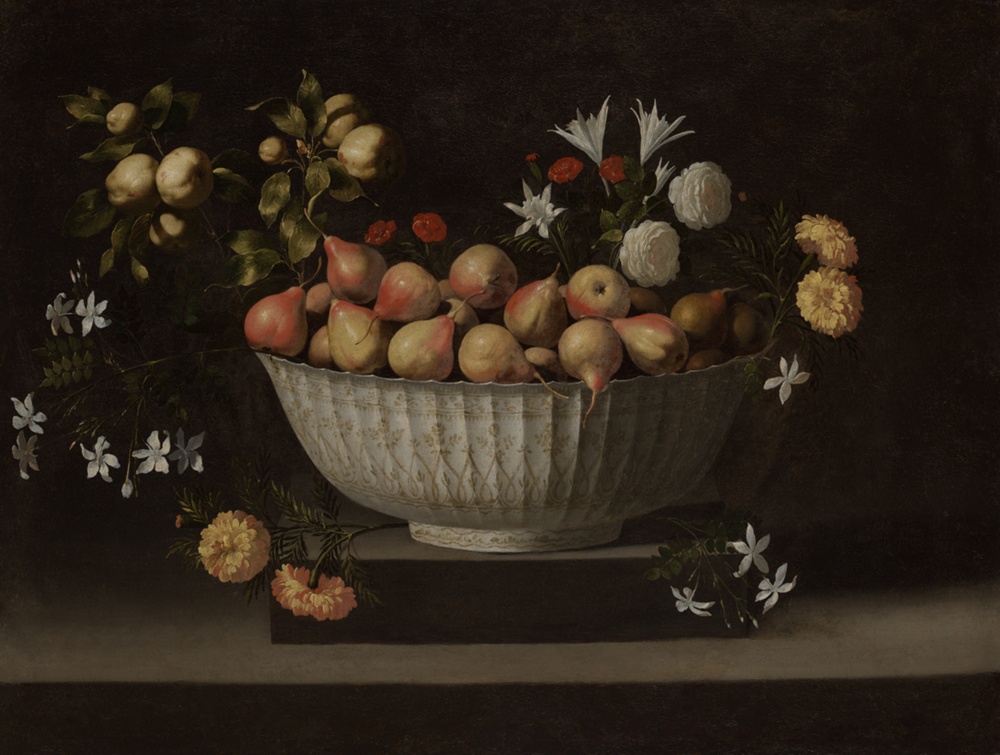 Blumen und Früchte in einer Porzellanschale